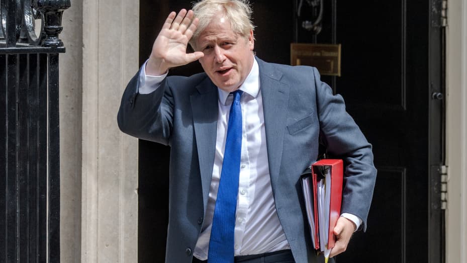 Boris Johnson to resign as UK prime minister