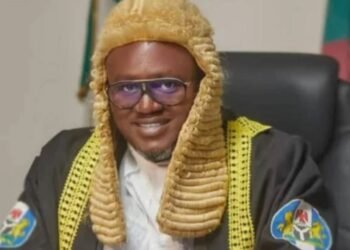Drama as lawmakers impeach Cross River assembly speaker, Elvert Ayambem