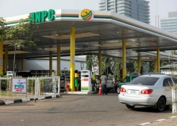Scarcity: Queues to dissappear soon as fuel stations get supply of petroleum products
