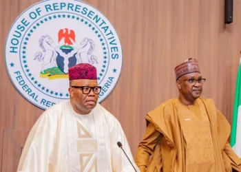 Minimum wage: Akpabio, Tajudeen Abbas in close-door meeting with labour leaders