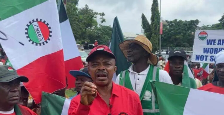 BREAKING: FG invites Labour for emergency meeting