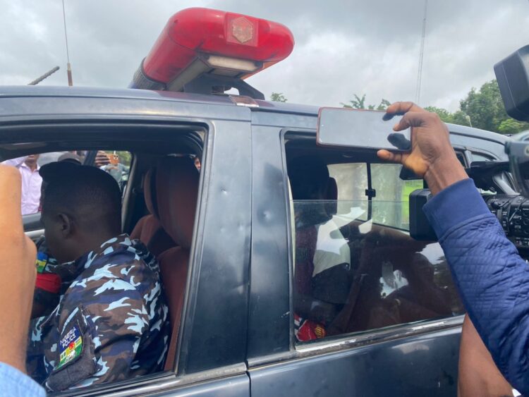#EndBadGovernanceInNigeria: Police arrest knife-wielding protester in Abuja