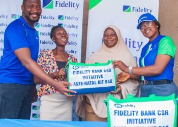 Fidelity Bank plc donates maternity kits to pregnant women in Lagos