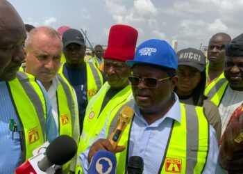 Lagos-Calabar Coastal Road: Works Minister, Umahi hires 6 SANS, 8 Lawyers to defend FoI suit on budget