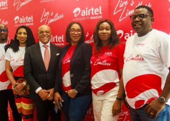 Airtel Nigeria unveils New Home Broadband TV commercial, featuring ‘King of Steeze’ Farooq Oreagba