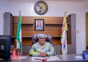 (PHOTOS) Mojisola Meranda moves into the Speaker’s office