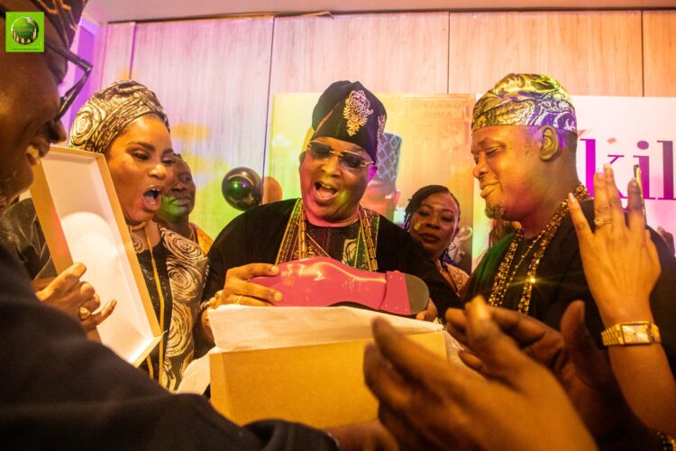 Remo Secondary School 88/93 Set honours National President Aare Adetola Emmanuelking with surprise birthday celebration