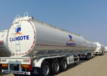 Dangote crashes petrol ex-depot price to N840 as more marketers join partnership deal