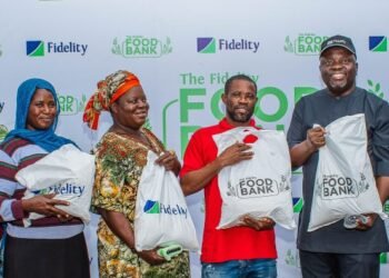 Fidelity Bank extends relief efforts to Eti-Osa Community with Food Bank Initiative