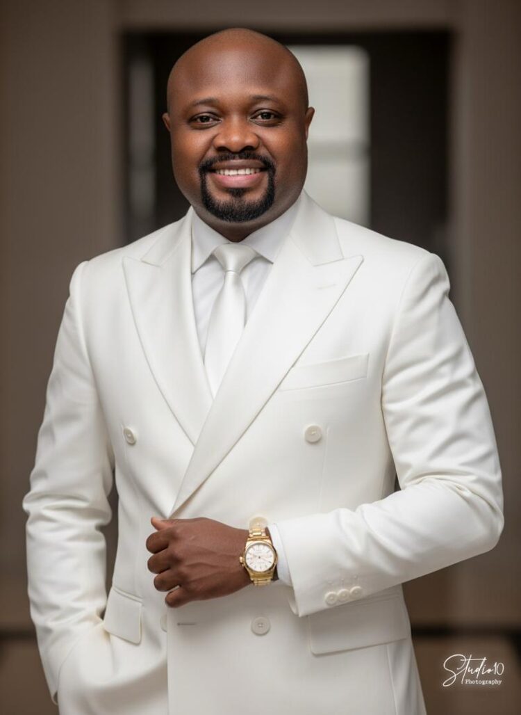 Ex-President Jonathan’s former-aide joins APC