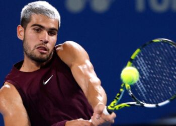 Alcaraz wins in Tokyo but pulls out of Shanghai