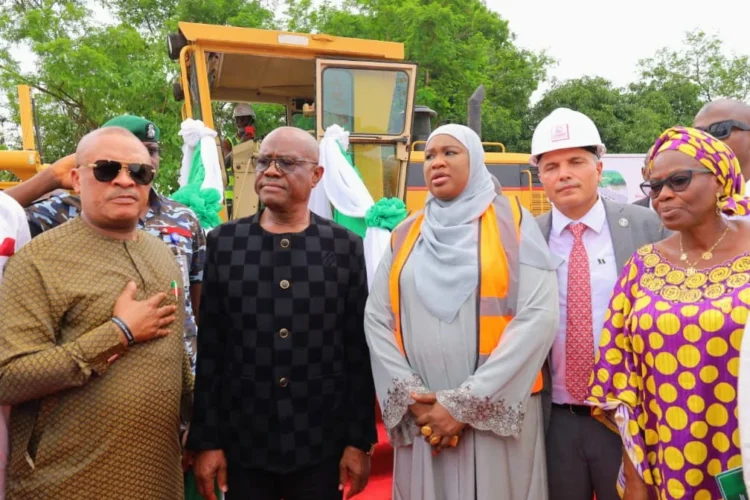 FCT minister inaugurates transit way project