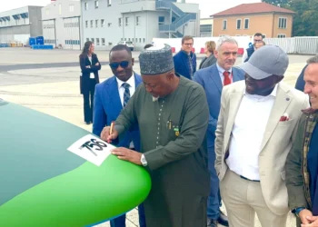 Minister inspects NAF helicopters, fighter jets production in Italy
