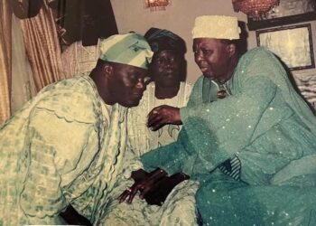 When Oba Okunade Sijuwade Hosted Tinubu and Atiku in Ile-Ife, 2003