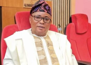 Senator Wasiu Eshilokun Sanni to receive AMJON Lifetime Achievement Award