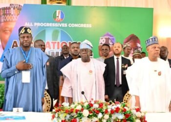 Tinubu convenes APC caucus ahead of NEC meeting