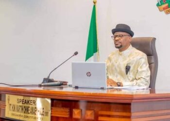 BREAKING: Sixteen members of the Rivers State House of Assembly dump PDP, join APC