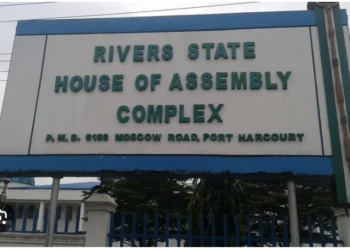 Rivers state assembly speaker, 15 lawmakers dump PDP for APC
