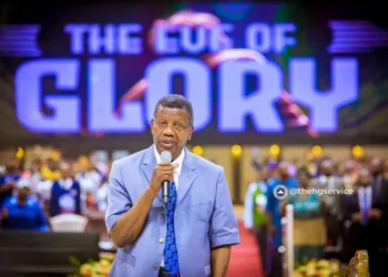 Why I no longer employ female secretaries – Pastor Adeboye