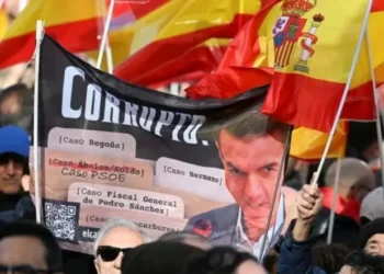 Spanish protesters demand resignation of PM, Pedro Sanchez