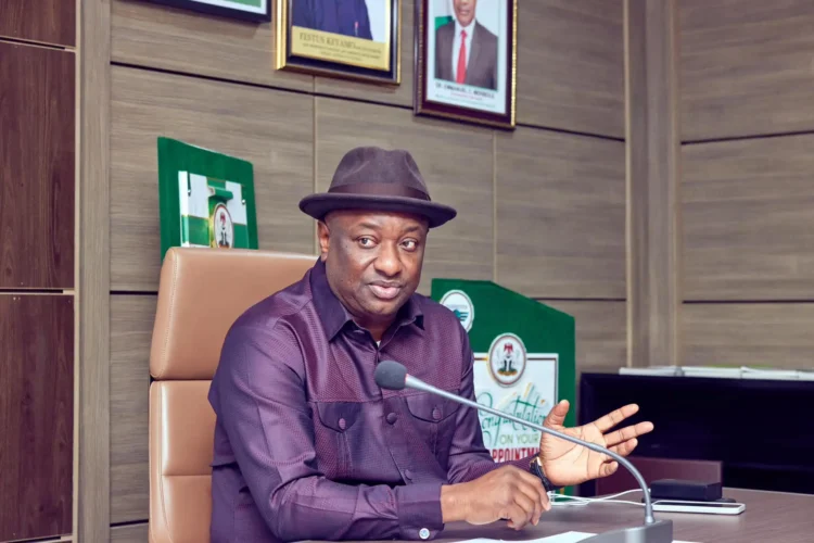 FG revokes sale of FAAN staff quarters