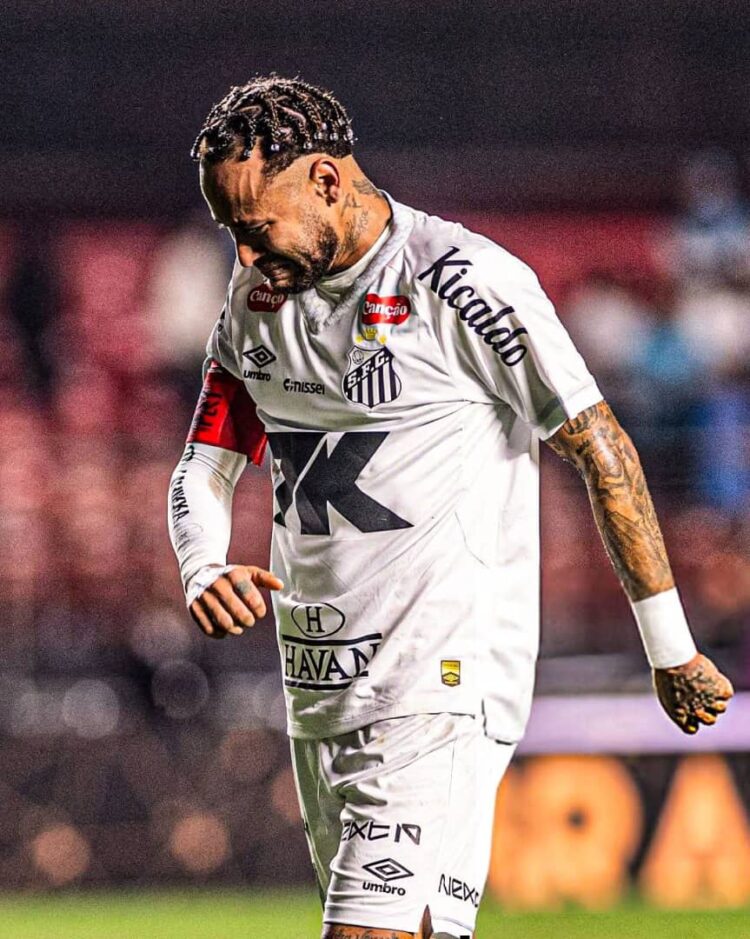 How Neymar almost retired from football – Father