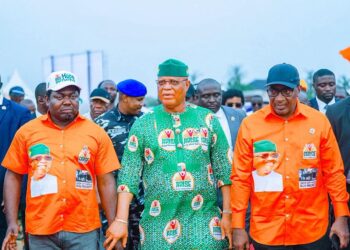Eno flags off construction of Ibom CNG mass transit terminal in Uyo