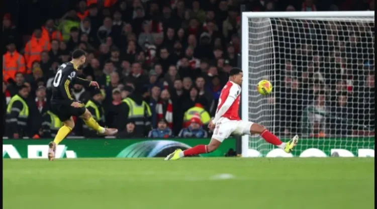 EPL: Manchester United beat Arsenal at Emirates 3-2, moves to fourth position