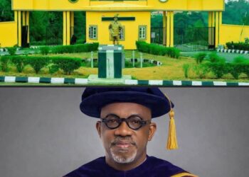 Crown missed its destiny and sat on the wrong head