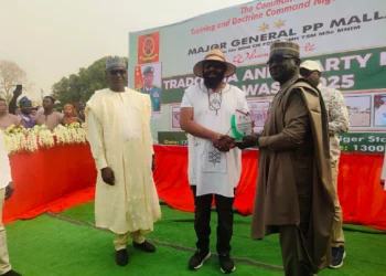 Niger govt donates N50m to support army wives’ associations