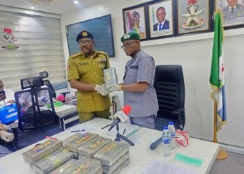 Customs intercepts midnight cocaine smuggling, hands over N1b seizure to NDLEA