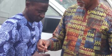 Gov. Abiodun honours Nigeria’s best teacher with car gift