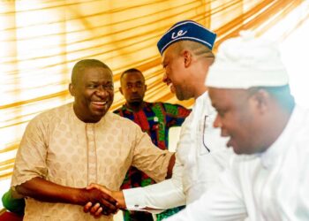 Contemporary Parentage: The tension between holding and Leaving