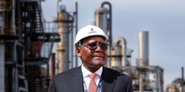 Dangote refinery raises petrol price to N1,175, diesel to N1,620