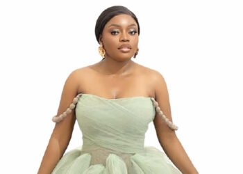 “My mother was a single mum and I am about to become one” – Bisola Aiyeola