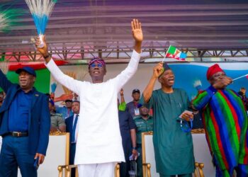 Global Oil Shortage: Dangote Refinery hikes fuel price to N1,175/litre, but assures Nigerians of steady supply