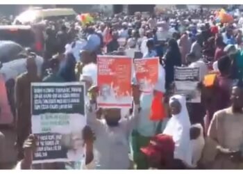 El-Rufai’s supporters storm court premises in Kaduna