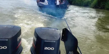 Navy rescues 7 after boat collision in Bayelsa