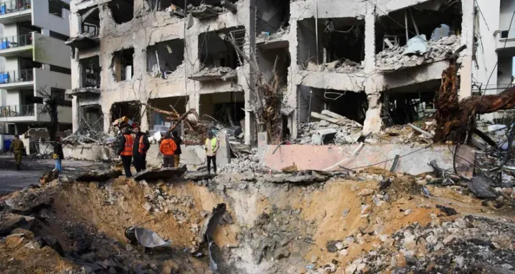 Iran fired missiles at Israel and US bases in the Gulf