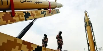 Iran launches fresh missile strikes on Israel