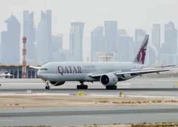 Qatar Airways resumes limited flights to and from Doha