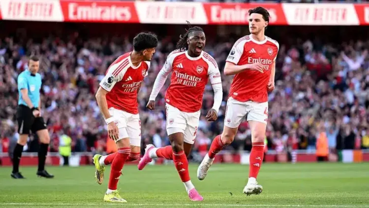 Arsenal moves top of EPL table after narrow win against Newcastle
