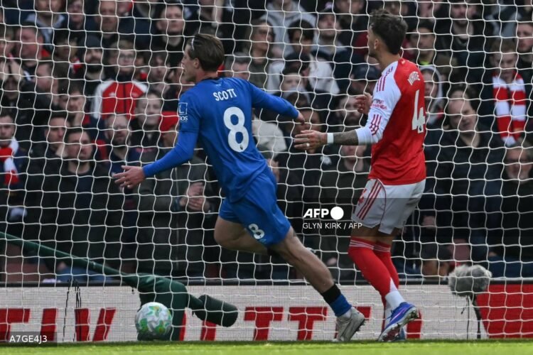 EPL: Bournemouth beat Arsenal 2-1 at Emirates Stadium, as Title chances gets slimmer