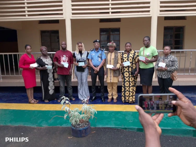 IGP presents cheques of N52.9 million to 10 families of deceased personnel in Enugu