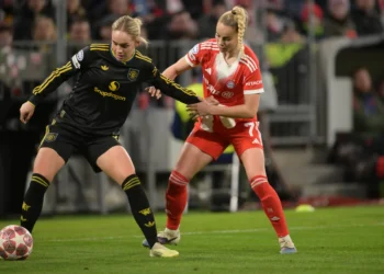 Bayern women beat Man United 2-1 to reach Champions League semi-finals