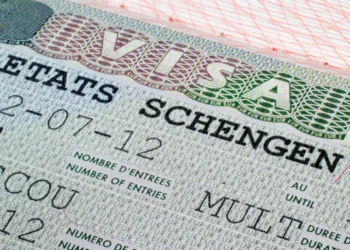 EU to fully replace passport stamps with entry/exit system from April 10
