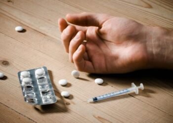 WHO updates guidelines on opioid dependence treatment, overdose prevention