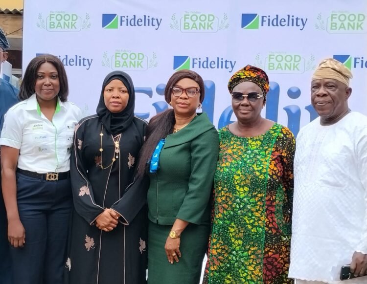 Fidelity Bank extends ‘Food Bank Initiative’ to thousands in Surulere
