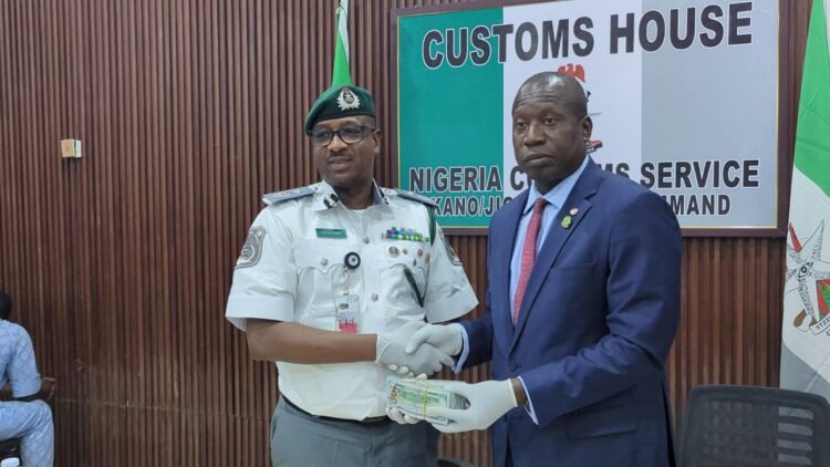 EFCC commences investigation of 2 suspects for undeclared $461,600 at Kano Airport