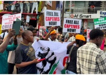 BREAKING: EndBadGovernance protest rocks Lagos; demonstrators demand action on hardship, insecurity